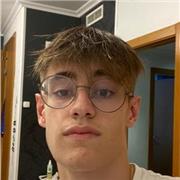 Doy clases económicas de economía. Estudio Economia en la Universidad de Valencia